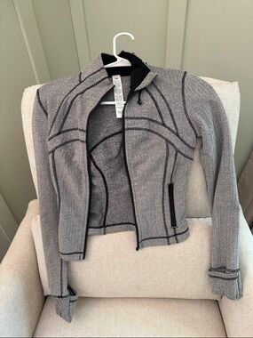Lululemon Define Crop Jacket